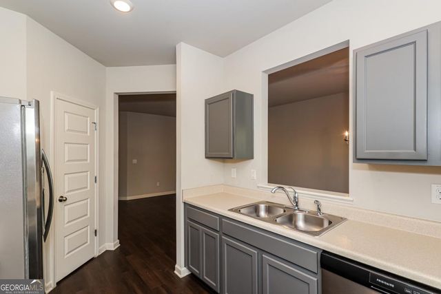 6350 Rockaway Road, Atlanta, GA 30349
