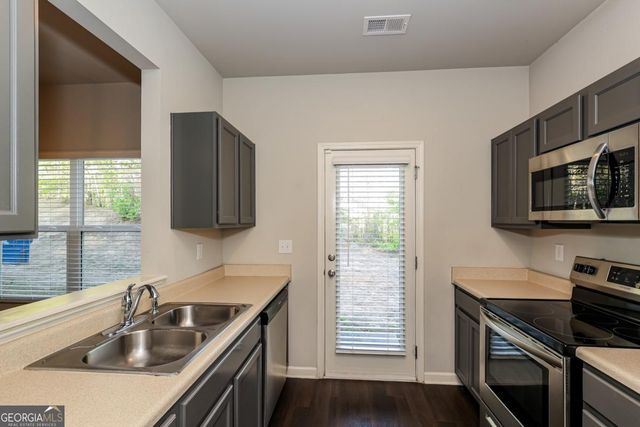6350 Rockaway Road, Atlanta, GA 30349