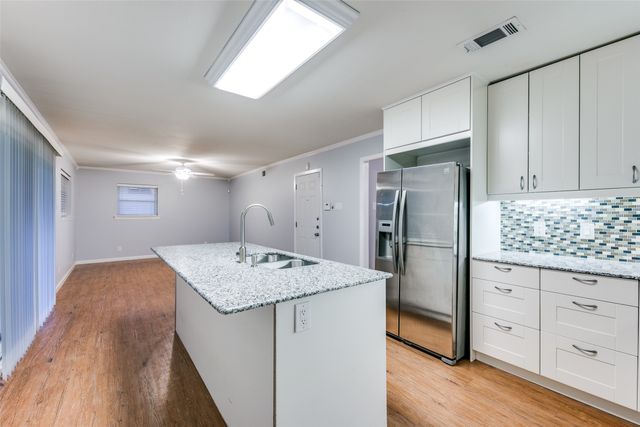 8120 Hunnicut Road, Dallas, TX 75228