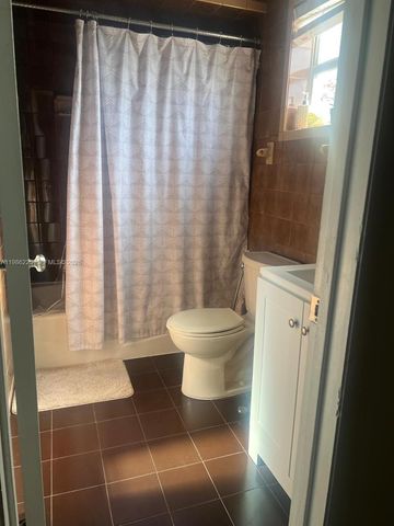 6620 W 2nd Court 407, Hialeah, FL 33012