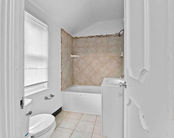 3634 Van Buren Street, Gary, IN 46408