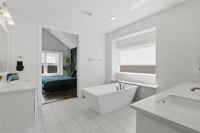 7548 Ridge Lane, Grand Prairie, TX 75054