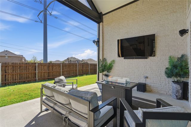 7548 Ridge Lane, Grand Prairie, TX 75054