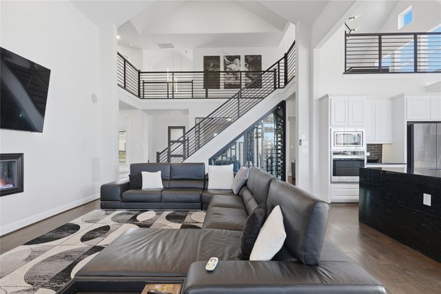 7548 Ridge Lane, Grand Prairie, TX 75054