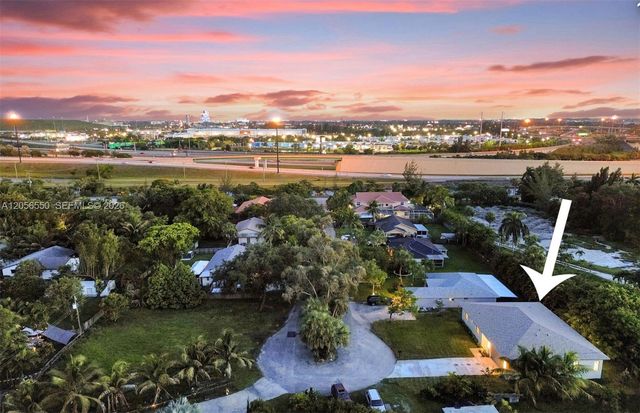 2445 SW 43rd Ter, Fort Lauderdale, FL 33317