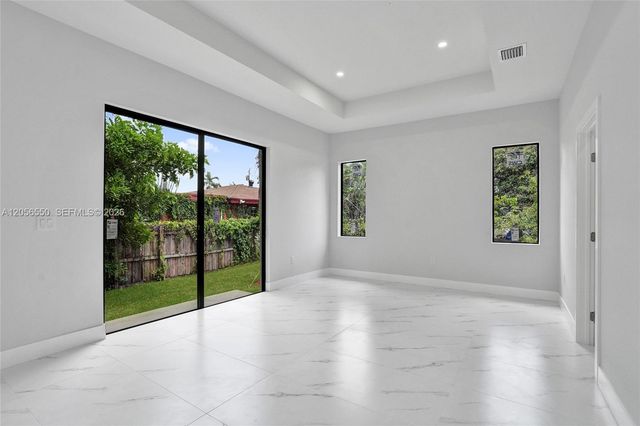 2445 SW 43rd Ter, Fort Lauderdale, FL 33317