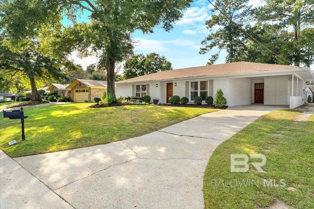 77 Paddock Drive, Fairhope, AL 36532