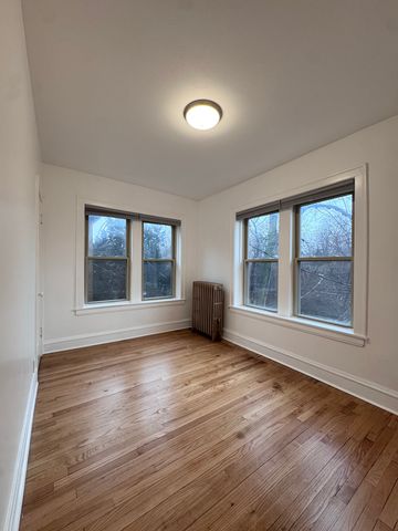 4752 N Virginia Avenue 1S, Chicago, IL 60625