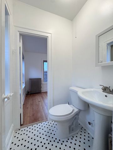 4752 N Virginia Avenue 1S, Chicago, IL 60625