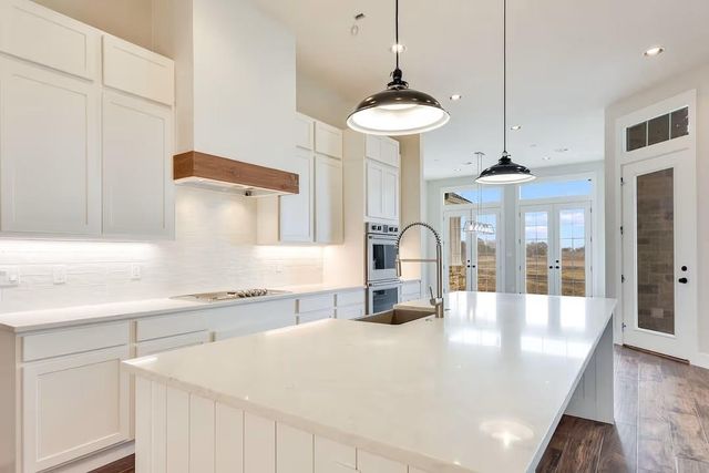 21703 Matted Oak View Drive, Tomball, TX 77375