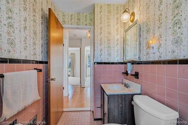 1727 Highview Street, Dearborn, MI 48128