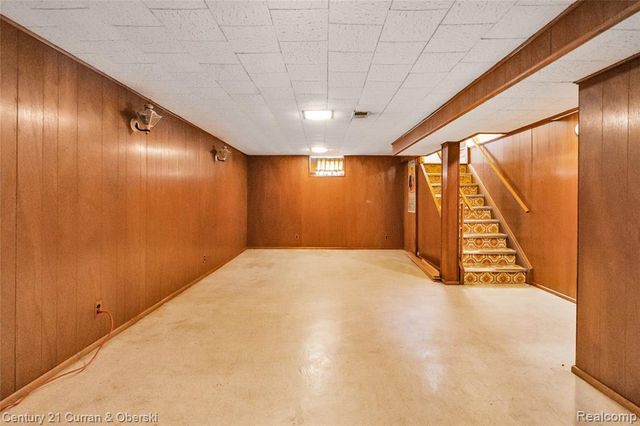 1727 Highview Street, Dearborn, MI 48128