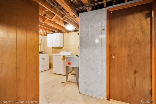 1727 Highview Street, Dearborn, MI 48128