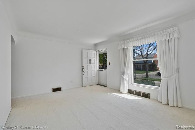 1727 Highview Street, Dearborn, MI 48128