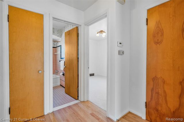 1727 Highview Street, Dearborn, MI 48128