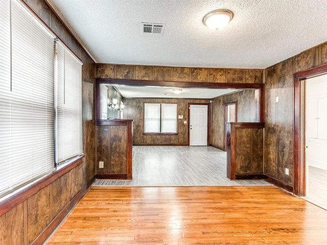2221 N Jordan Avenue, Oklahoma City, OK 73111