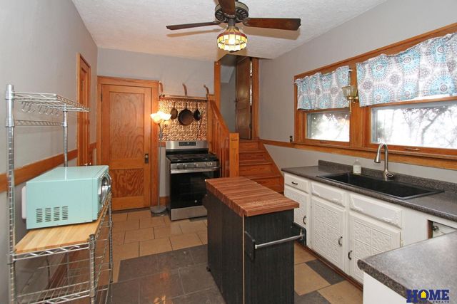 1610 S 20th Street, Lincoln, NE 68502