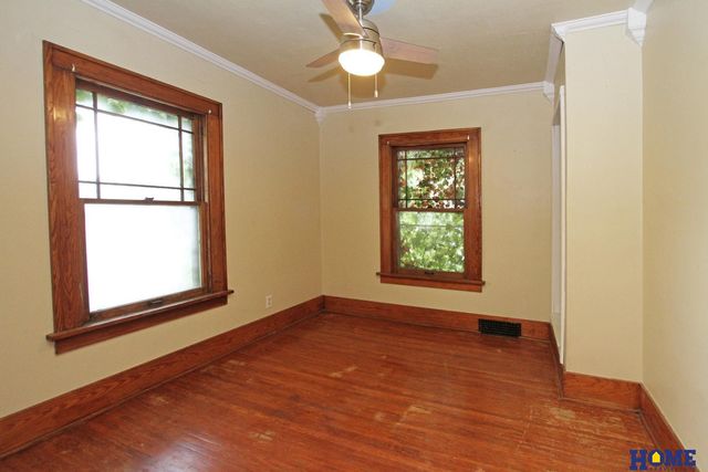 1610 S 20th Street, Lincoln, NE 68502