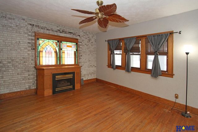 1610 S 20th Street, Lincoln, NE 68502