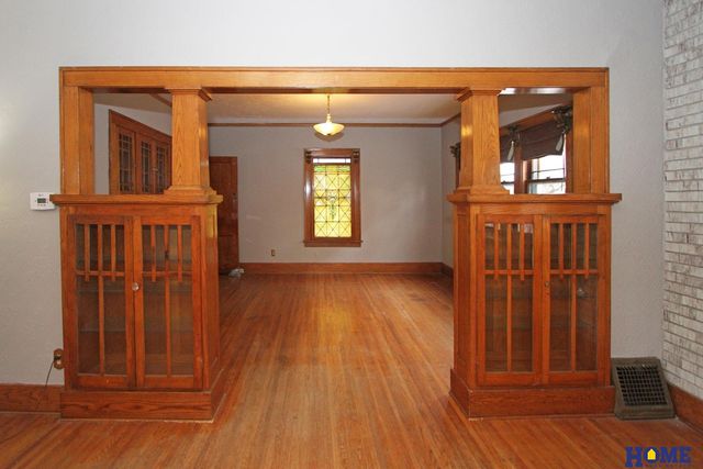 1610 S 20th Street, Lincoln, NE 68502