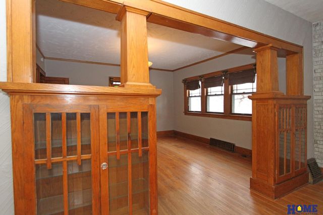 1610 S 20th Street, Lincoln, NE 68502