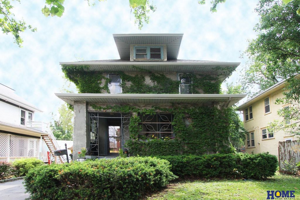 1610 S 20th Street, Lincoln, NE 68502