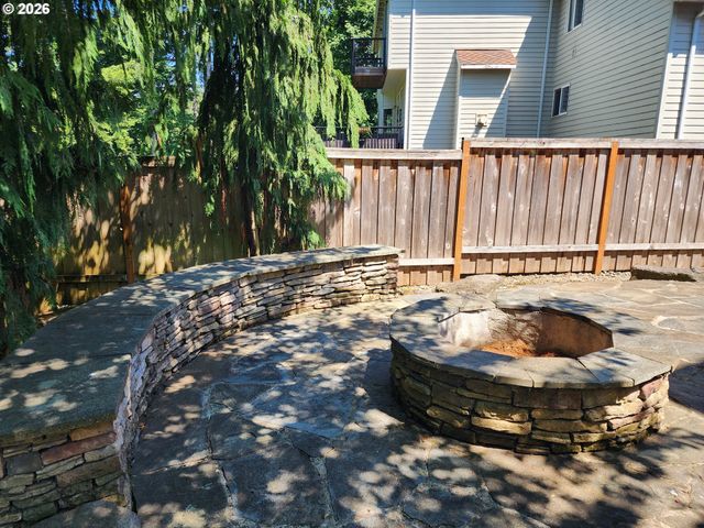 11376 Se HIGHLAND Loop, Clackamas, OR 97015