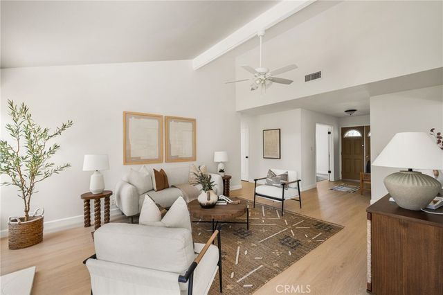 9376 Siskin, Fountain Valley, CA 92708
