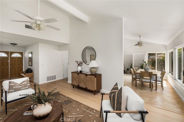 9376 Siskin, Fountain Valley, CA 92708