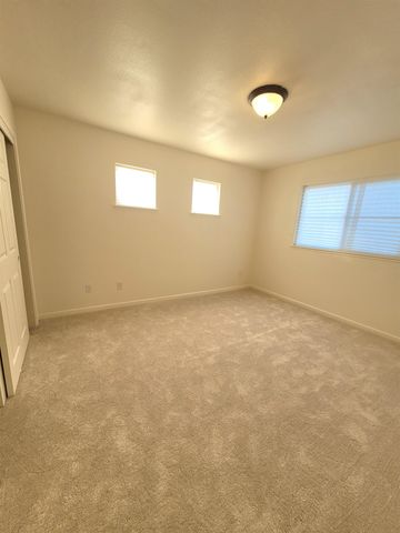 4224 Pinehurst Cir, Stockton, CA 95219