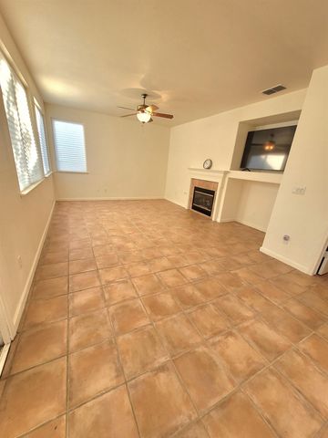 4224 Pinehurst Cir, Stockton, CA 95219