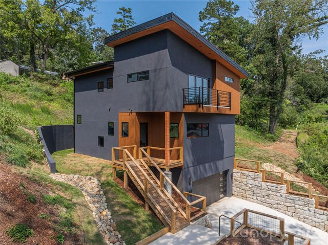 19 Woodbine Road, Asheville, NC 28804