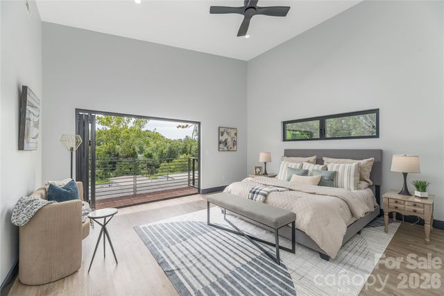 19 Woodbine Road, Asheville, NC 28804