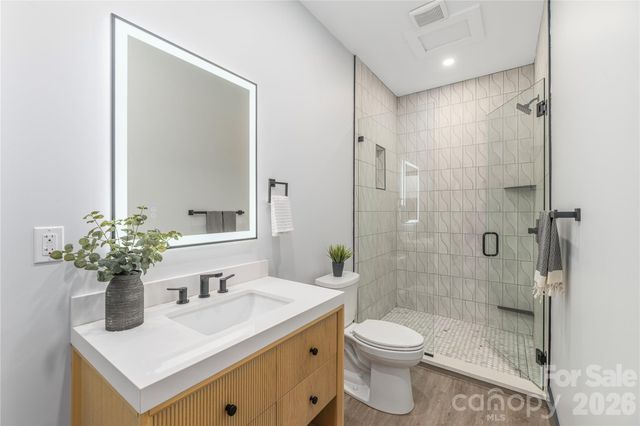 19 Woodbine Road, Asheville, NC 28804