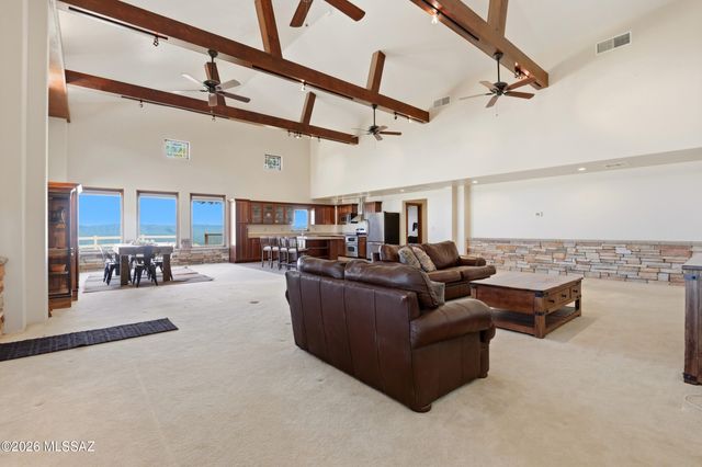 33351 S High Jinks Road, Oracle, AZ 85623