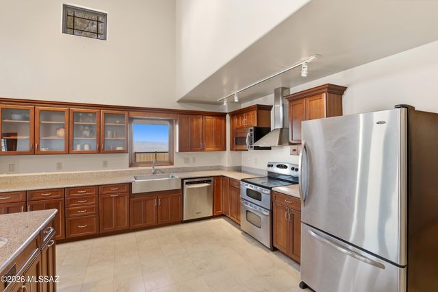 33351 S High Jinks Road, Oracle, AZ 85623