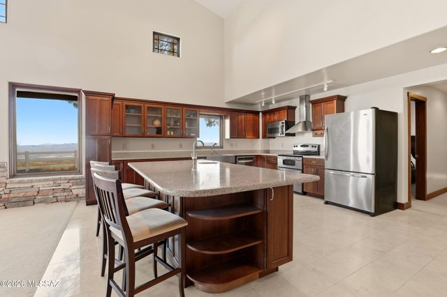 33351 S High Jinks Road, Oracle, AZ 85623