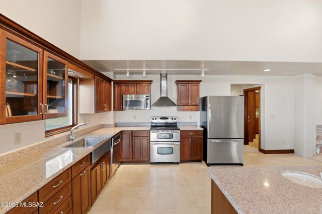 33351 S High Jinks Road, Oracle, AZ 85623
