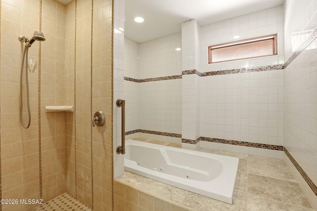 33351 S High Jinks Road, Oracle, AZ 85623