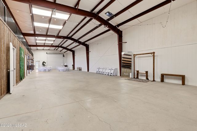 33351 S High Jinks Road, Oracle, AZ 85623