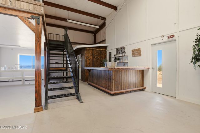 33351 S High Jinks Road, Oracle, AZ 85623