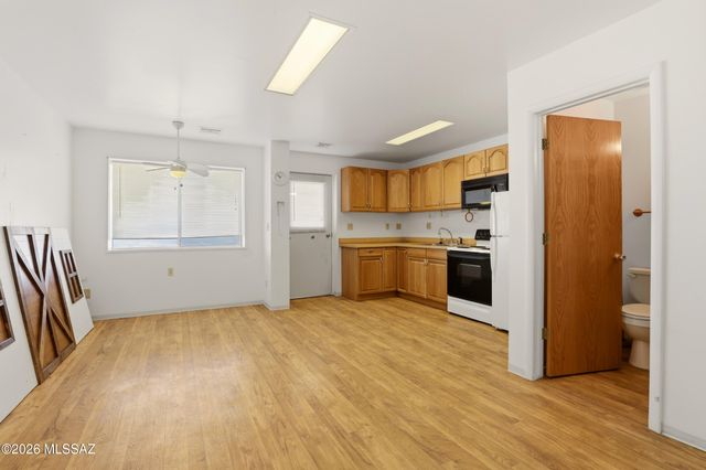 33351 S High Jinks Road, Oracle, AZ 85623