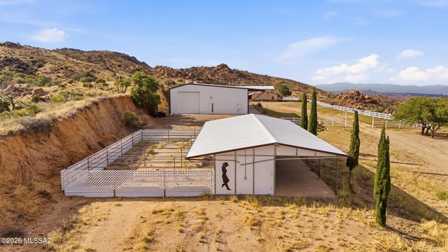 33351 S High Jinks Road, Oracle, AZ 85623