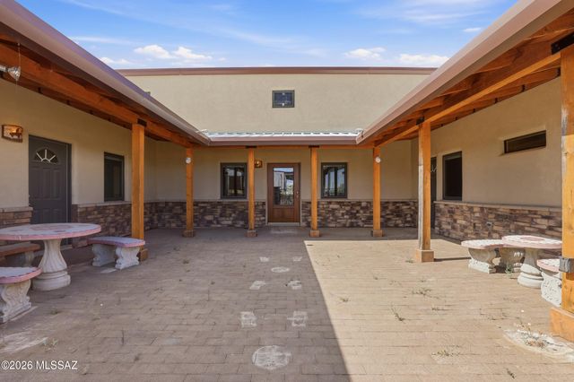 33351 S High Jinks Road, Oracle, AZ 85623