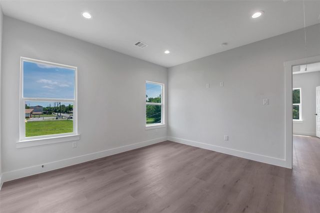 9313 Jutland Road, Houston, TX 77033
