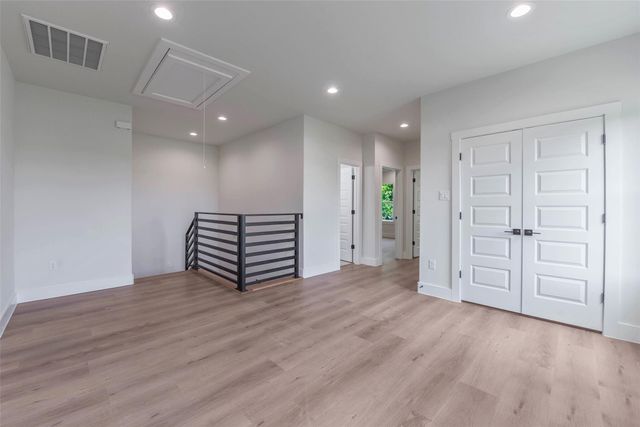 9313 Jutland Road, Houston, TX 77033