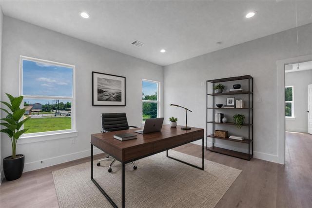 9313 Jutland Road, Houston, TX 77033