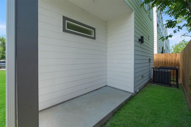 9313 Jutland Road, Houston, TX 77033