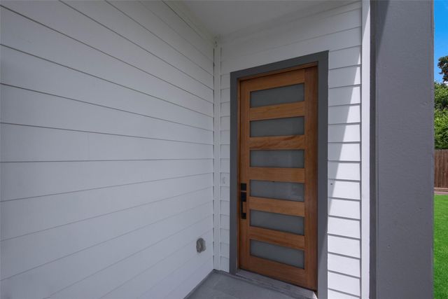9313 Jutland Road, Houston, TX 77033