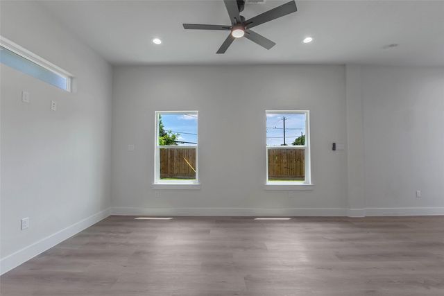 9313 Jutland Road, Houston, TX 77033